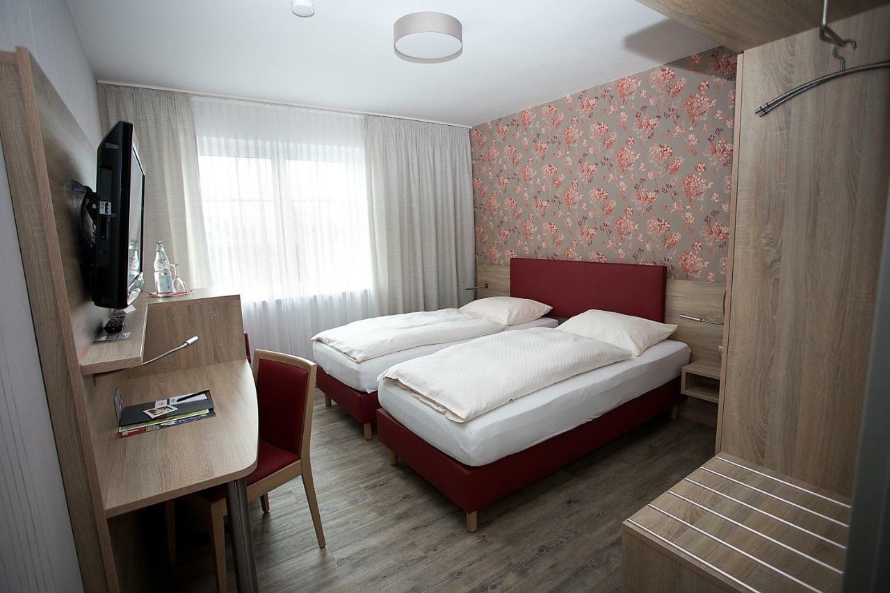 Hotel Restaurant Conni Wolfsburg Ngoại thất bức ảnh